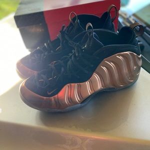 nike foamposite sz 13